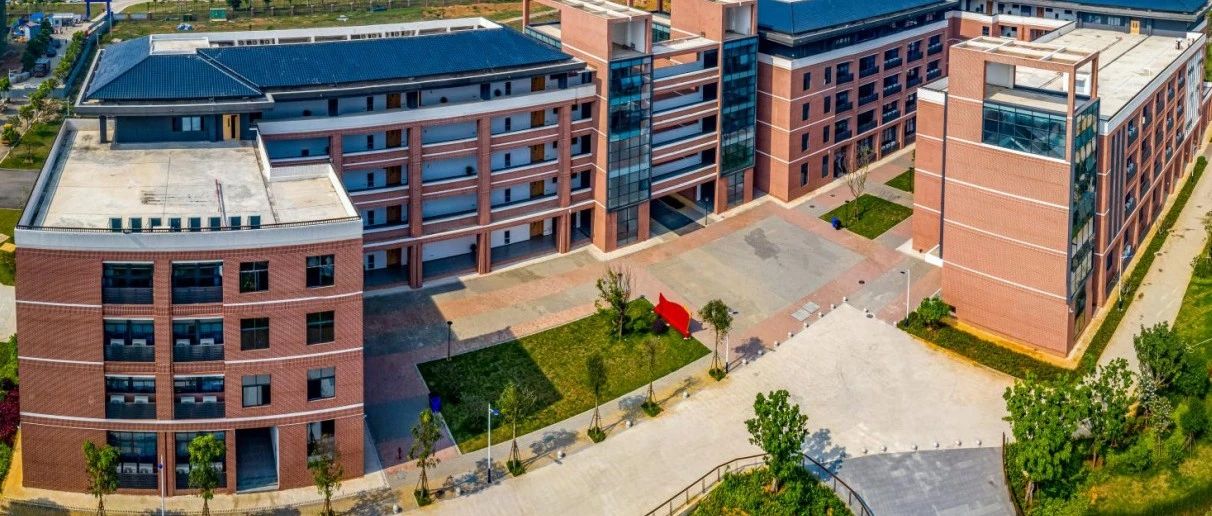 新学期迎战"秋老虎" | 这份高温生存指南请收好！