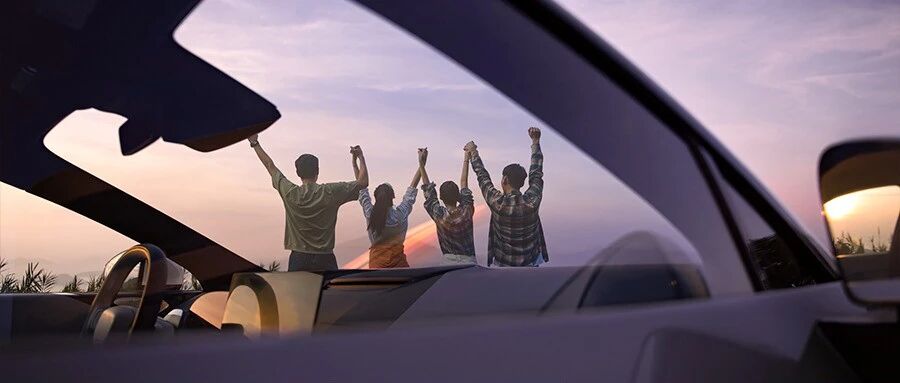 透过窗，看见你