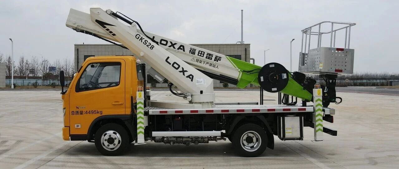 城市高空作业新搭档!福田雷萨28米高空作业车,灵活高效触手可及