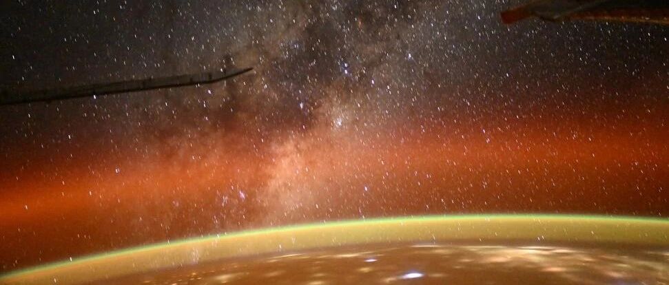 破晓——中国载人航天首次应急行动始末