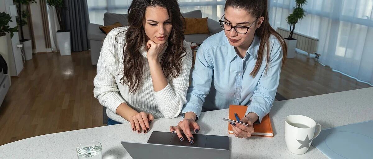 从民办本科“小透明”到上市公司管培生:我的清醒逆袭,在适合的土壤中扎根生长
