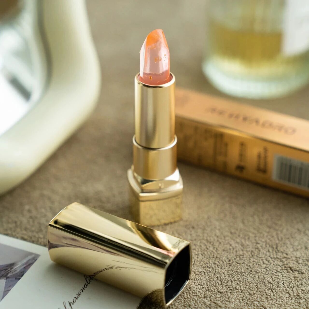 ￥49.9清仓！华熙生物旗下品牌“金箔唇膏”！一抹化水，秒变嘟嘟唇！